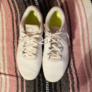Nike used cheer shoes